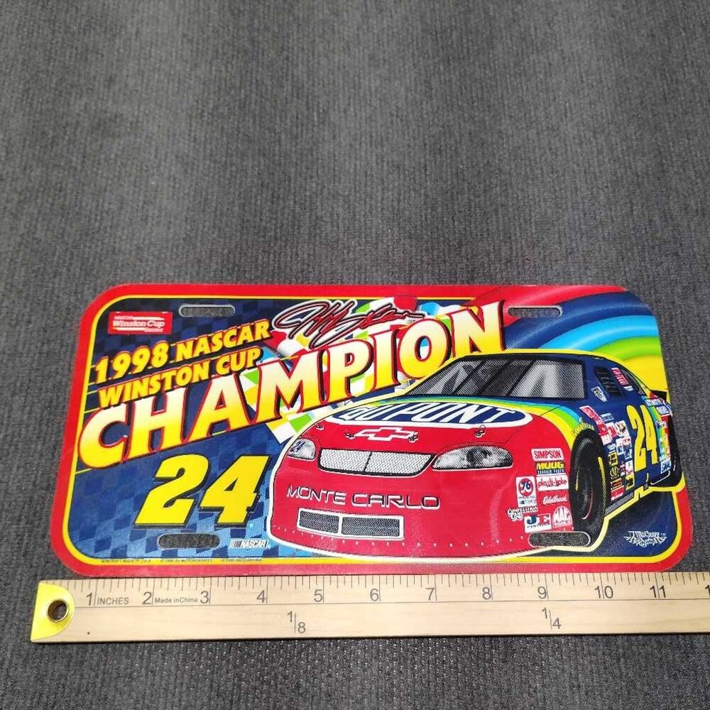 1998 Jeff Gordon #24 NASCAR Winston Cup Champion Monte Carlo Plastic Plate - Picture 3 of 7